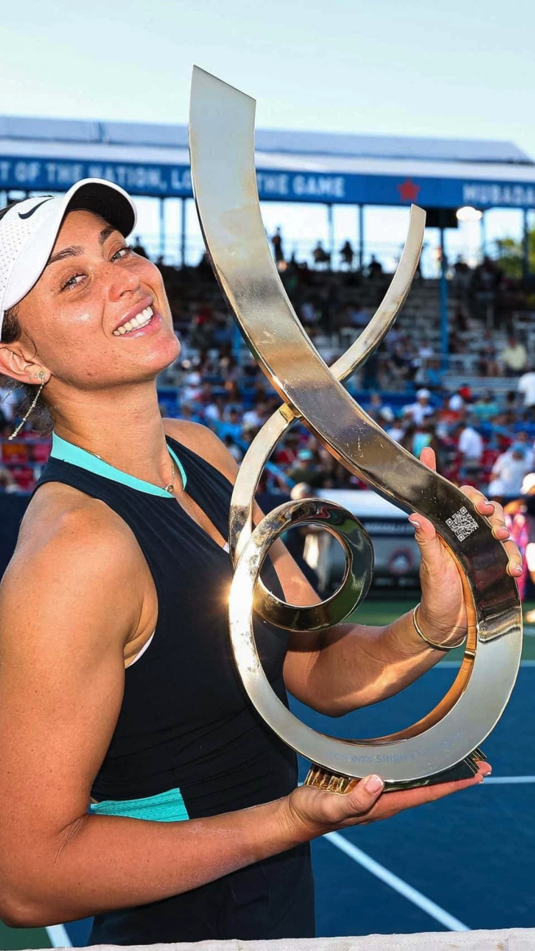 Paula Badosa jugando al tenis 4